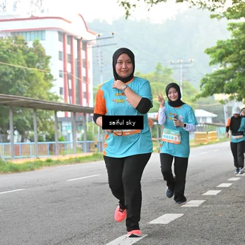 Runner Photo 8302344