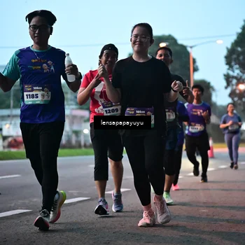 Runner Photo 8302348