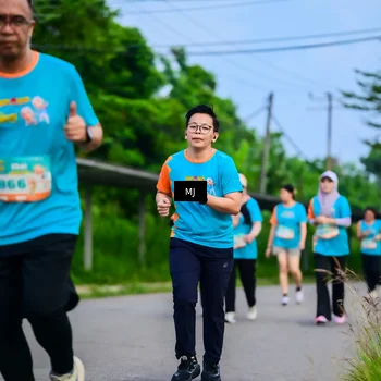 Runner Photo 8302355