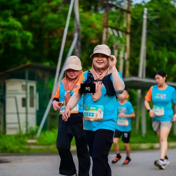 Runner Photo 8302359