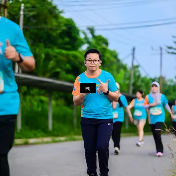 Runner Photo 8302361