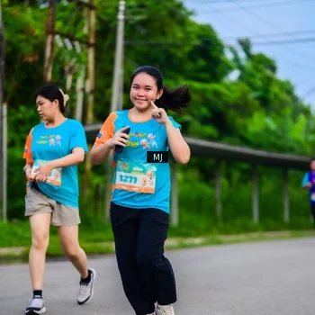 Runner Photo 8302370