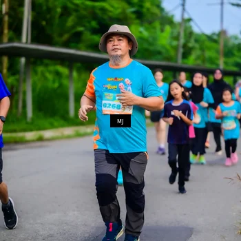Runner Photo 8302392