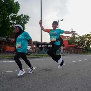Runner Photo 8302394