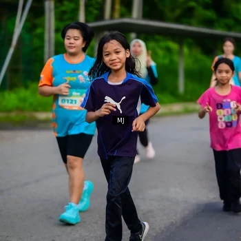 Runner Photo 8302396
