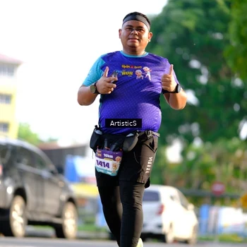Runner Photo 8302402