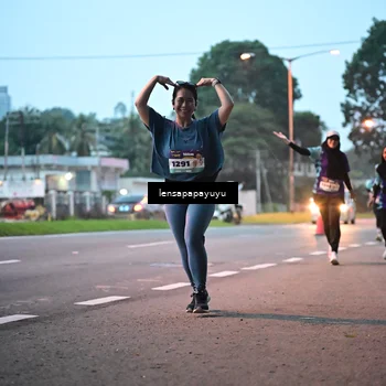 Runner Photo 8302411