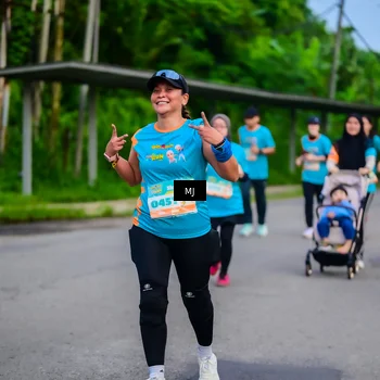 Runner Photo 8302419