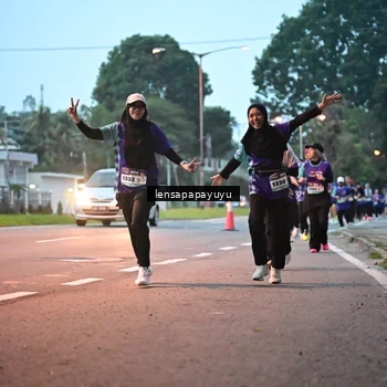 Runner Photo 8302446