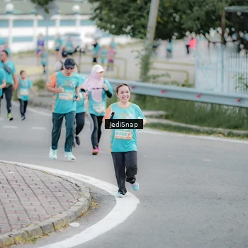 Runner Photo 8302447
