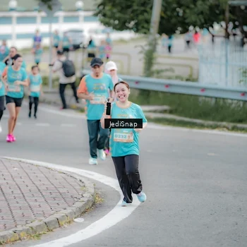 Runner Photo 8302462