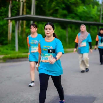 Runner Photo 8302464