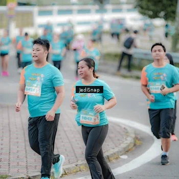 Runner Photo 8302475