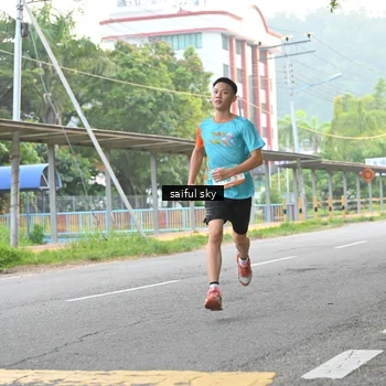 Runner Photo 8302481