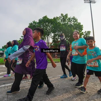 Runner Photo 8302503