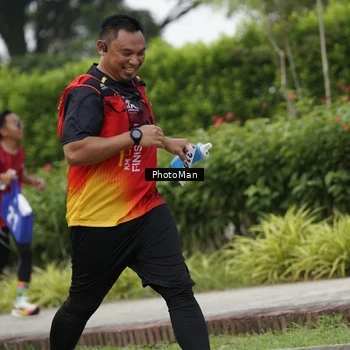 Runner Photo 8302515
