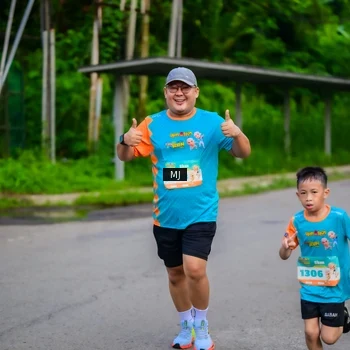 Runner Photo 8302518