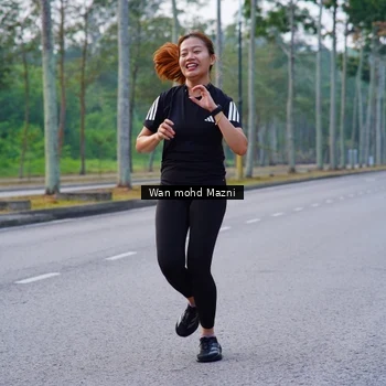 Runner Photo 8302537