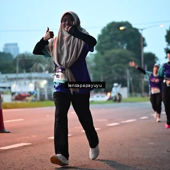 Runner Photo 8302546