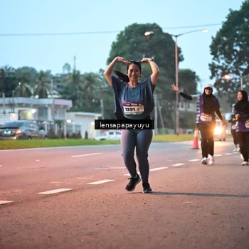 Runner Photo 8302561