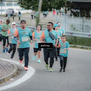 Runner Photo 8302569