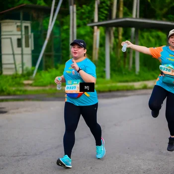 Runner Photo 8302573