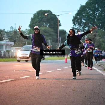 Runner Photo 8302581