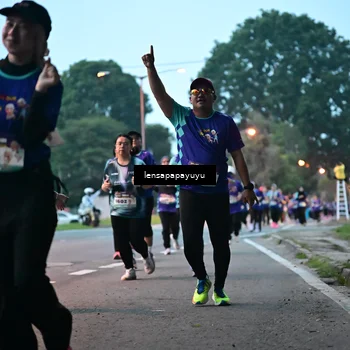 Runner Photo 8302601