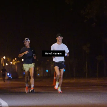 Runner Photo 8302603