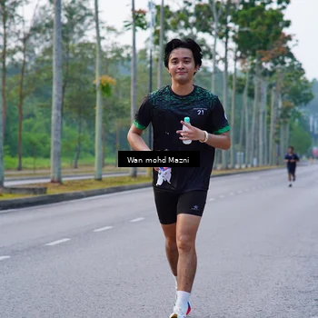 Runner Photo 8302604
