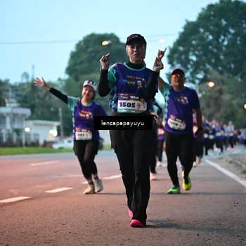 Runner Photo 8302608