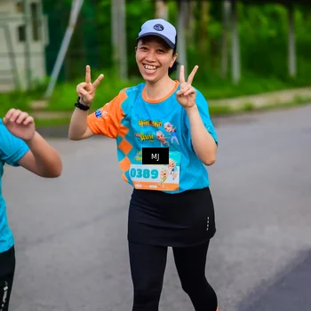 Runner Photo 8302659