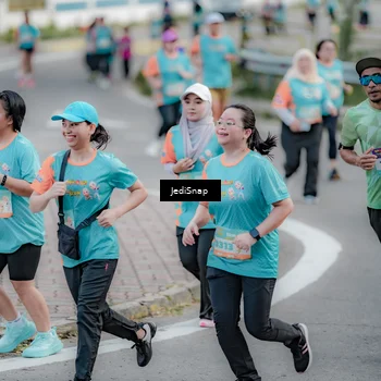 Runner Photo 8302696