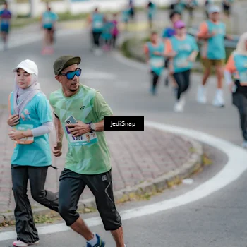 Runner Photo 8302720