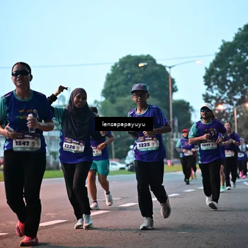 Runner Photo 8302730