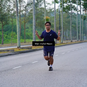 Runner Photo 8302744