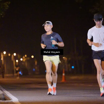 Runner Photo 8302755