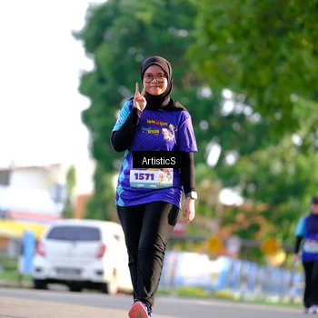 Runner Photo 8302782