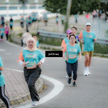 Runner Photo 8302805