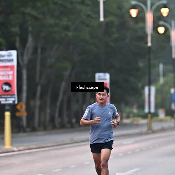 Runner Photo 8302818