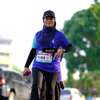 Runner Photo 8302825