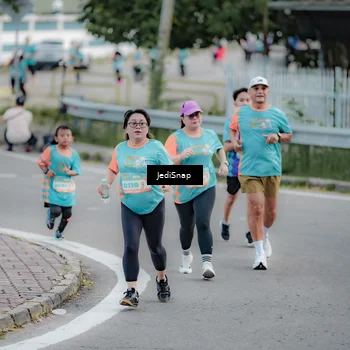 Runner Photo 8302827