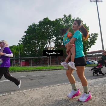 Runner Photo 8302829