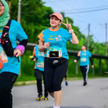 Runner Photo 8302834