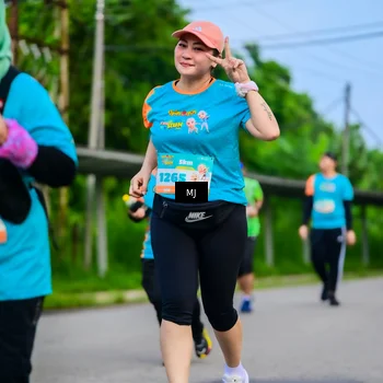Runner Photo 8302835