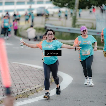 Runner Photo 8302846