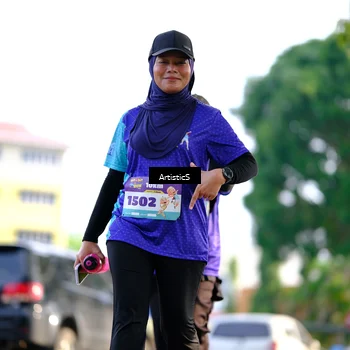 Runner Photo 8302860