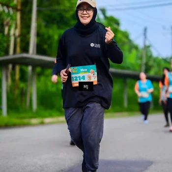 Runner Photo 8302888