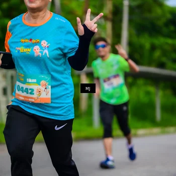 Runner Photo 8302896