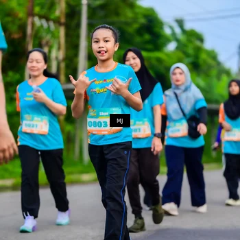 Runner Photo 8302903